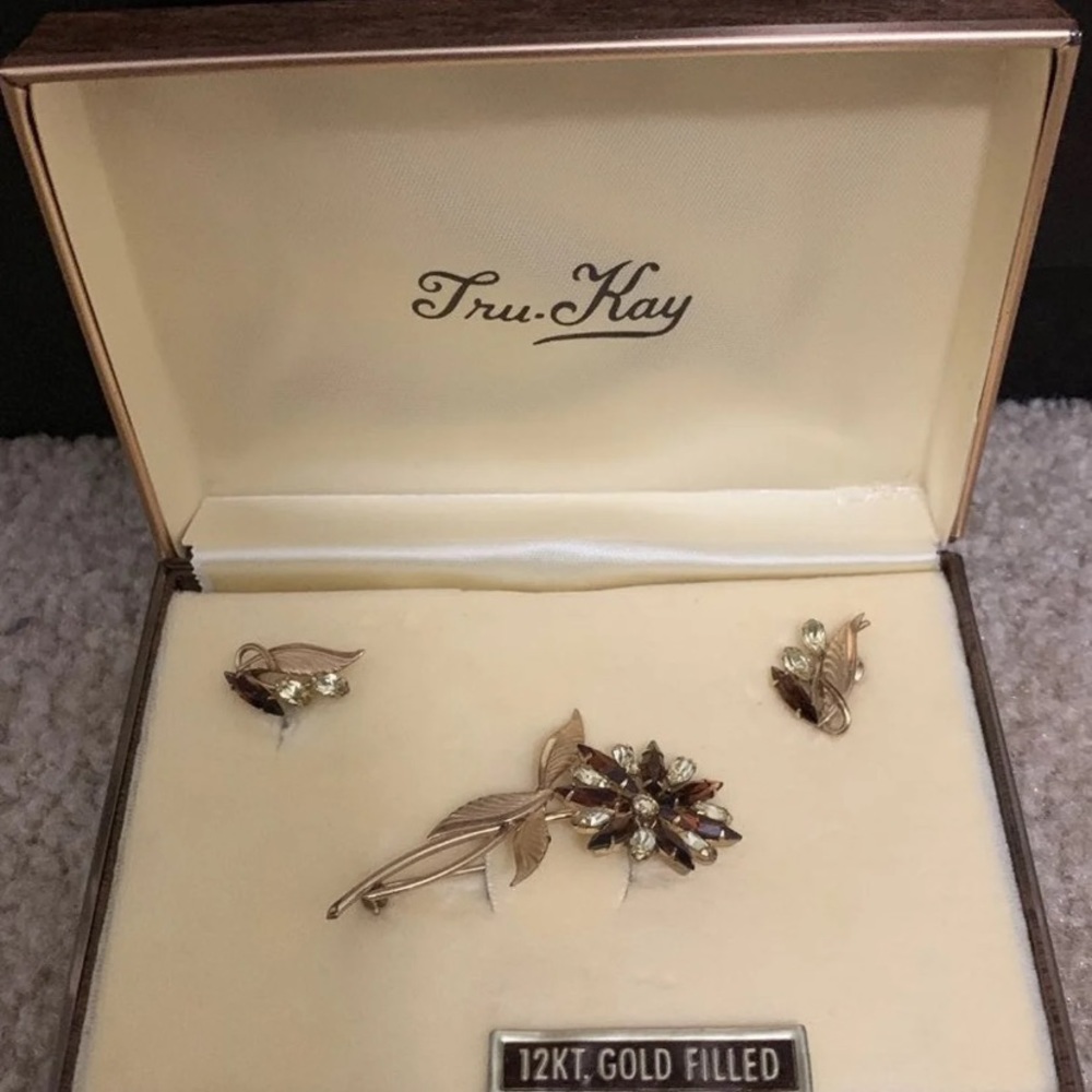 Vintage Tru-Kay 12K Gold-filled Earrings & Pin